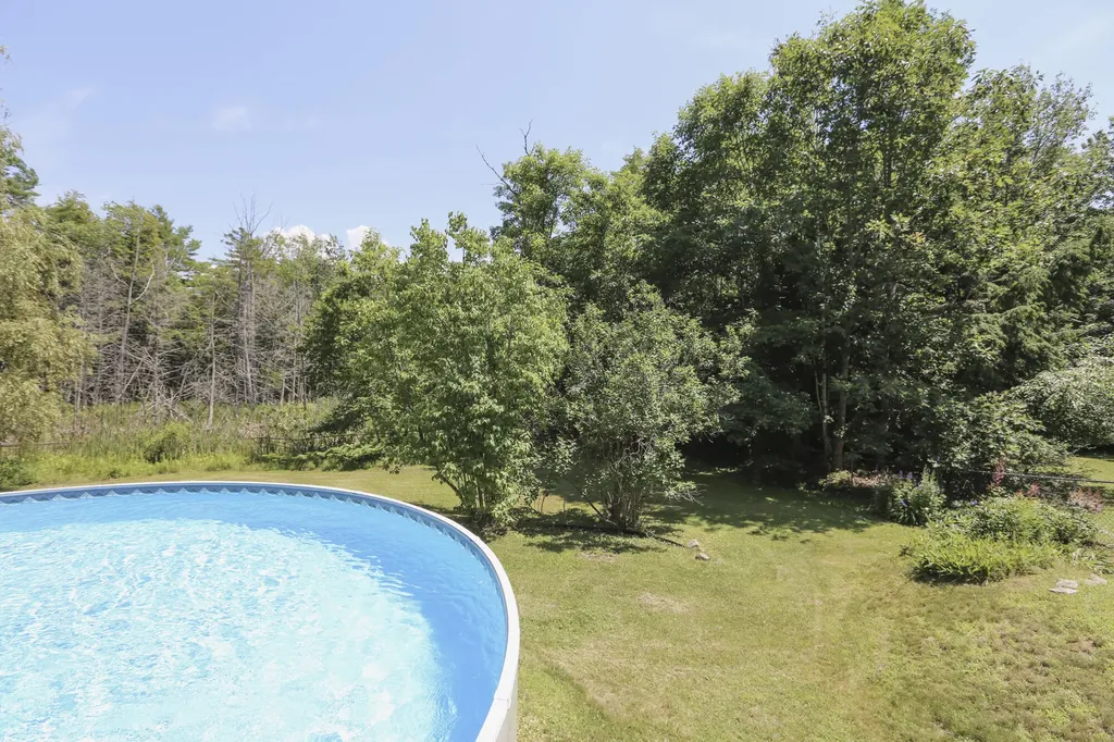 16 W Side Drive Verona Island ME 04416