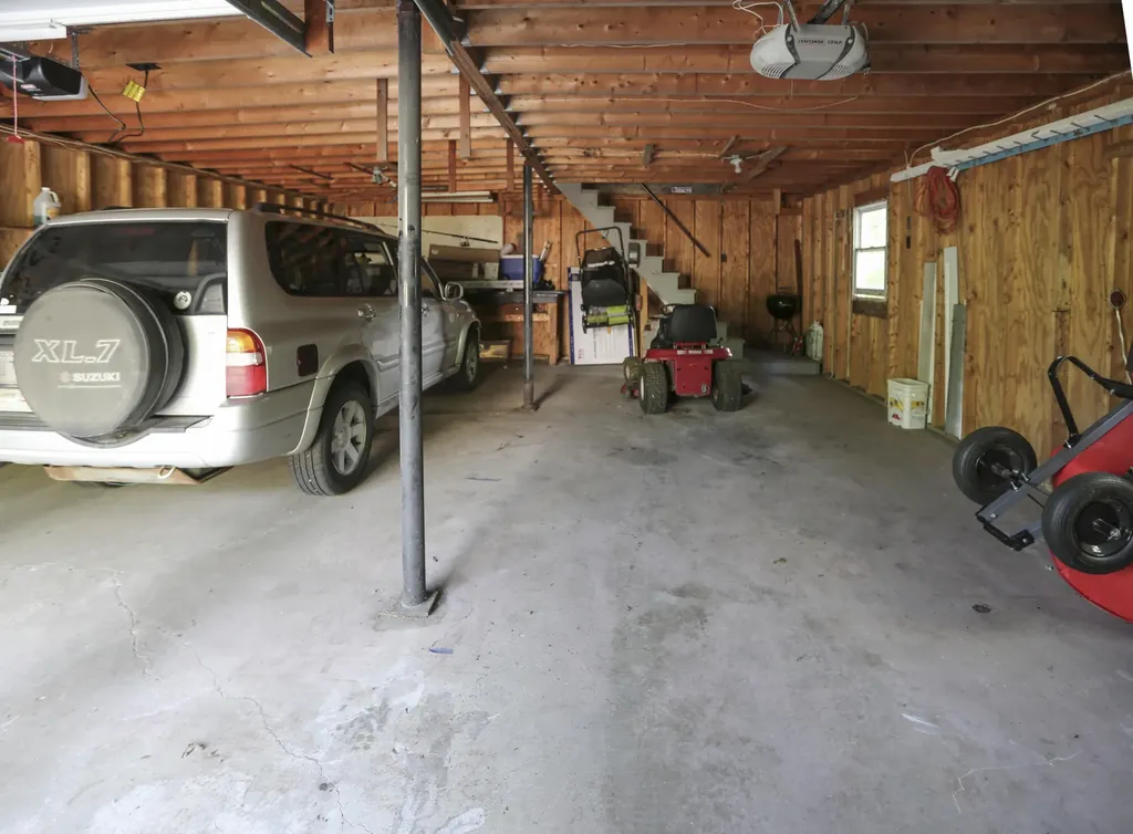 16 W Side Drive Verona Island ME 04416