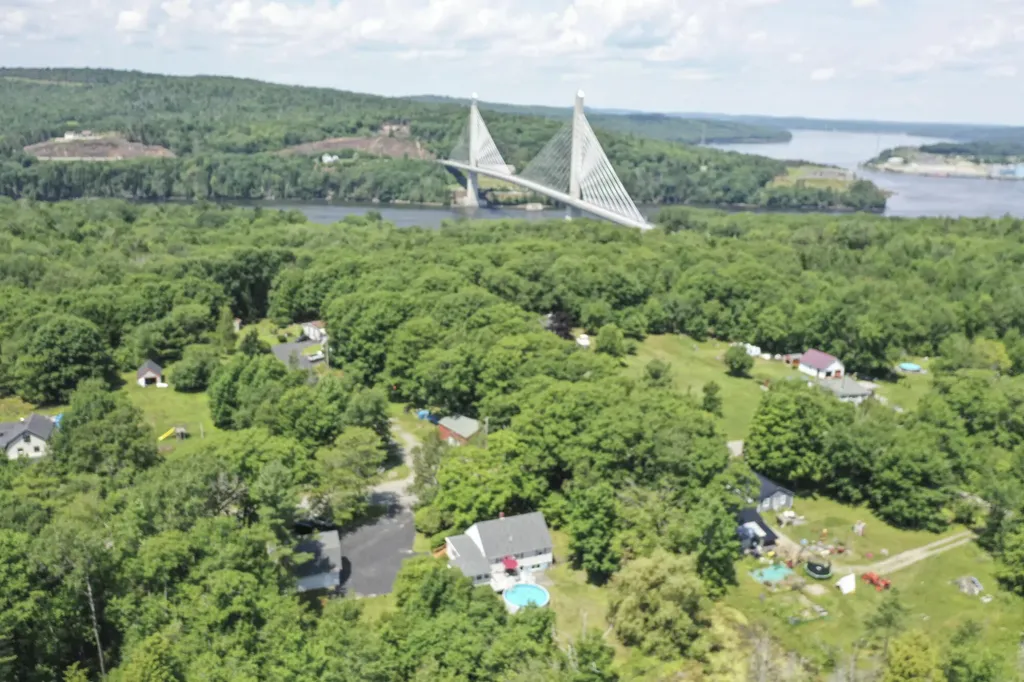 16 W Side Drive Verona Island ME 04416
