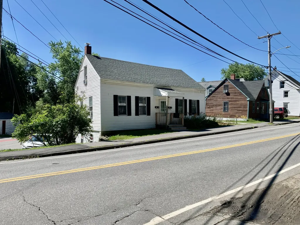 11 Elm Street Topsham ME 04086