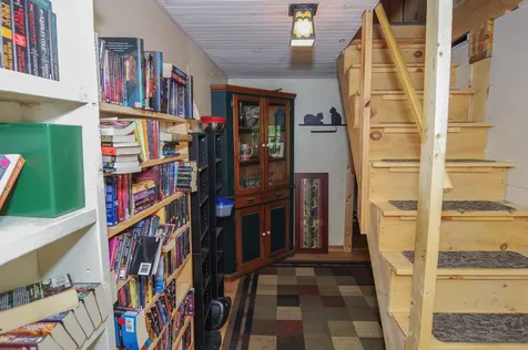 8 Frost Road Dover-foxcroft ME 04426