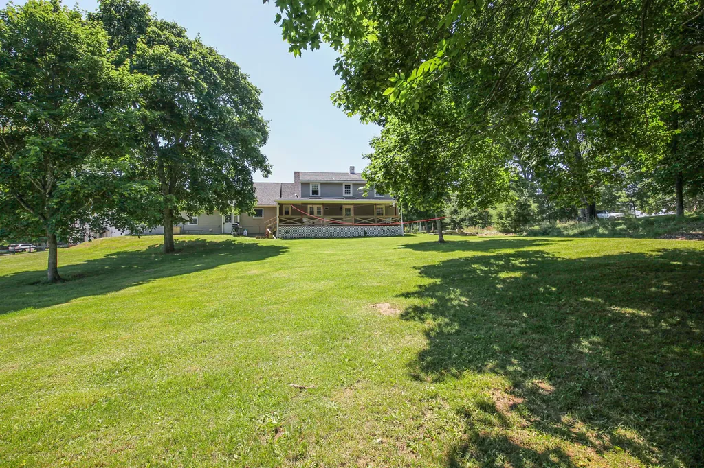 25 Gardner Avenue Machias ME 04654