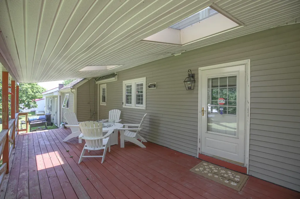 25 Gardner Avenue Machias ME 04654