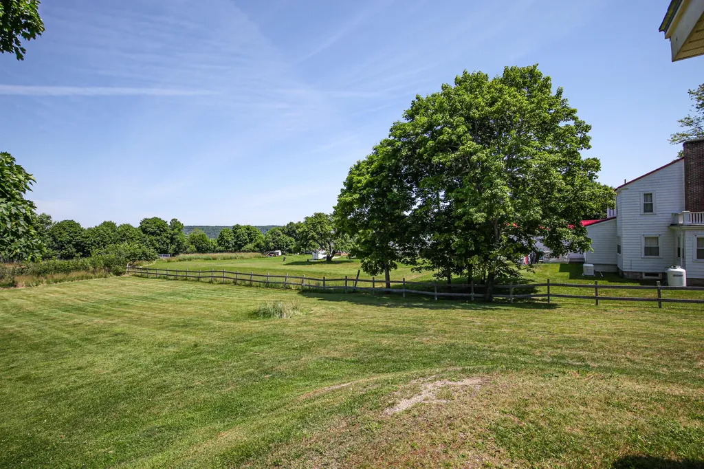 25 Gardner Avenue Machias ME 04654