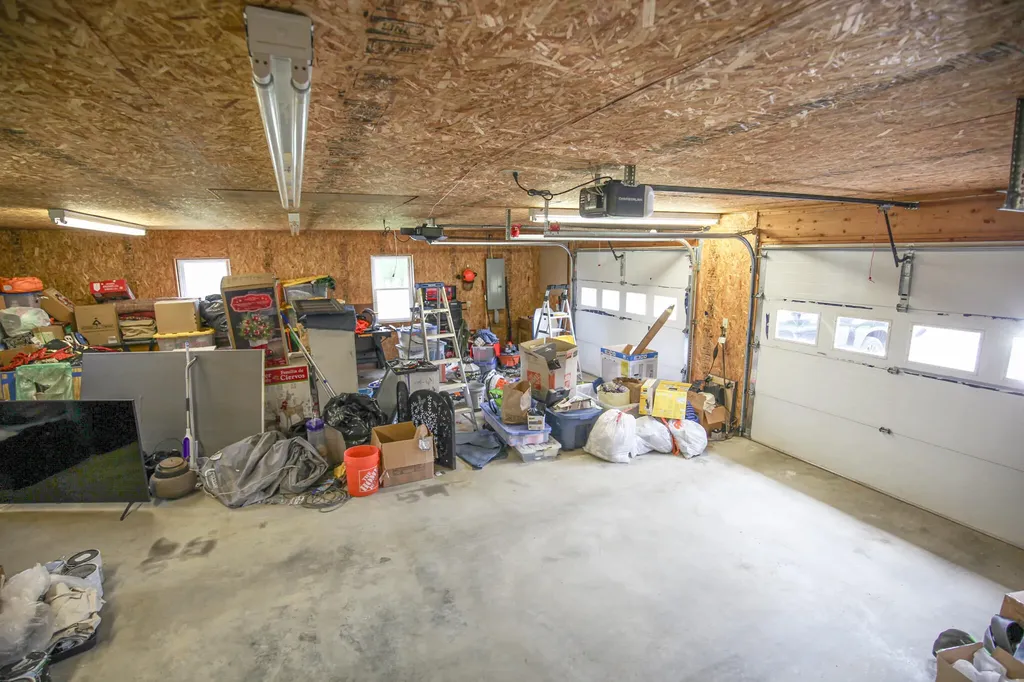 25 Gardner Avenue Machias ME 04654