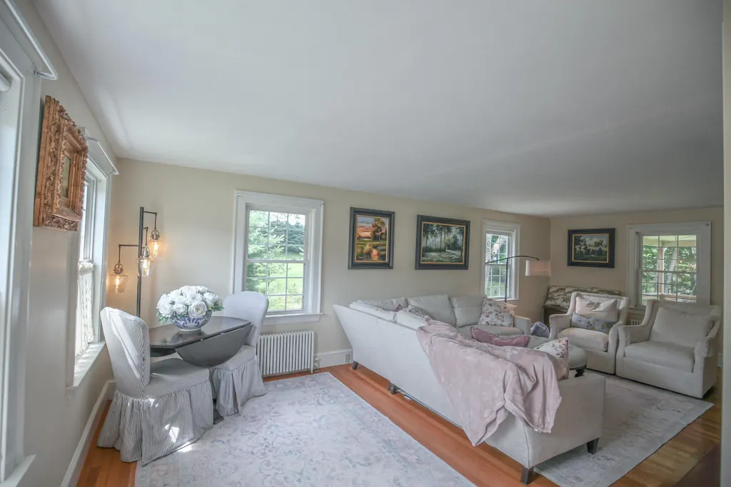 25 Gardner Avenue Machias ME 04654