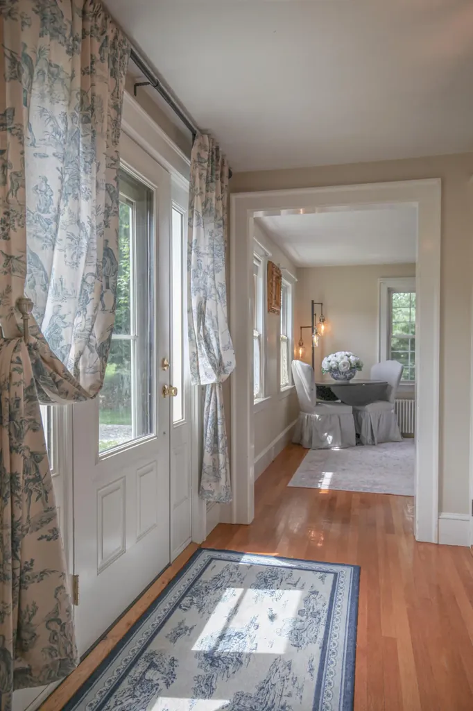 25 Gardner Avenue Machias ME 04654