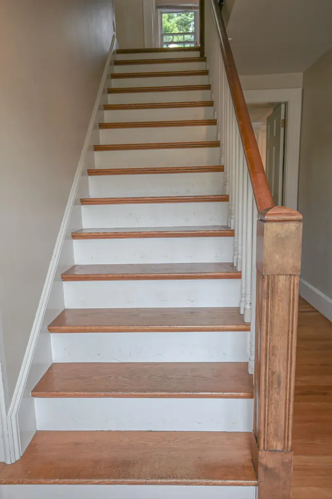 25 Gardner Avenue Machias ME 04654