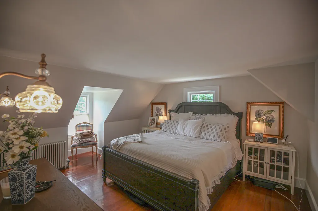 25 Gardner Avenue Machias ME 04654