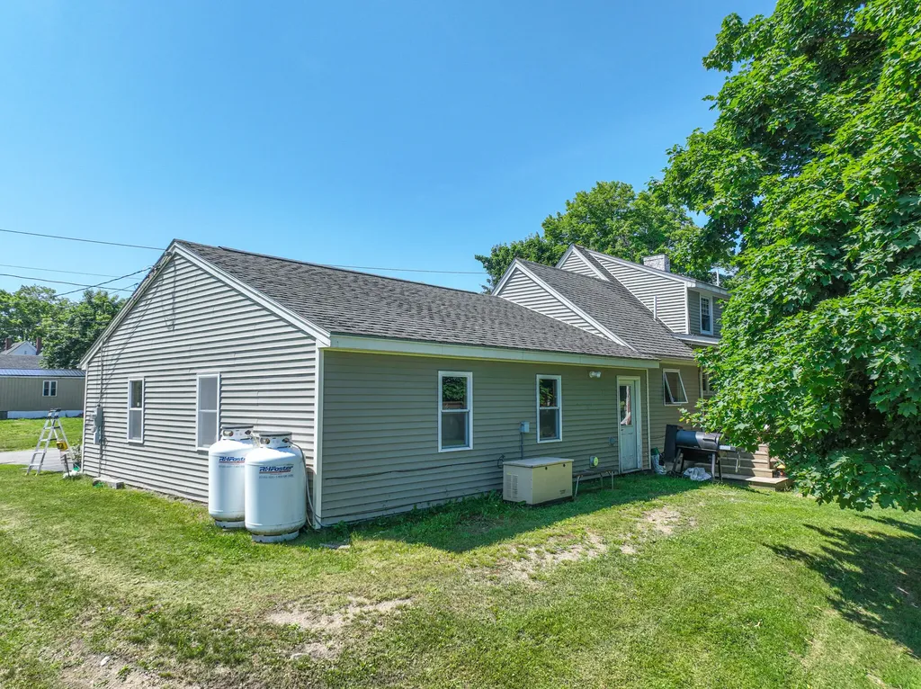 25 Gardner Avenue Machias ME 04654
