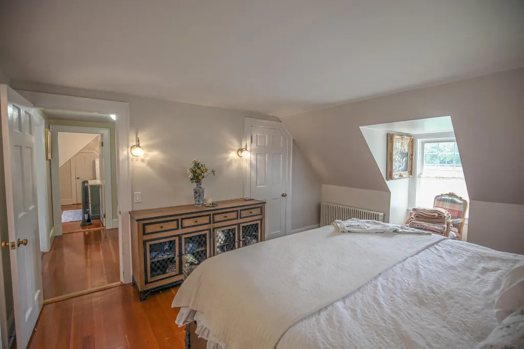 25 Gardner Avenue Machias ME 04654