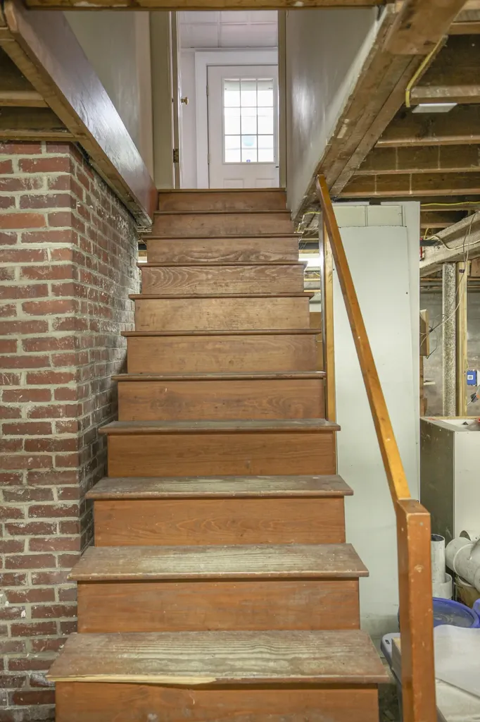 25 Gardner Avenue Machias ME 04654