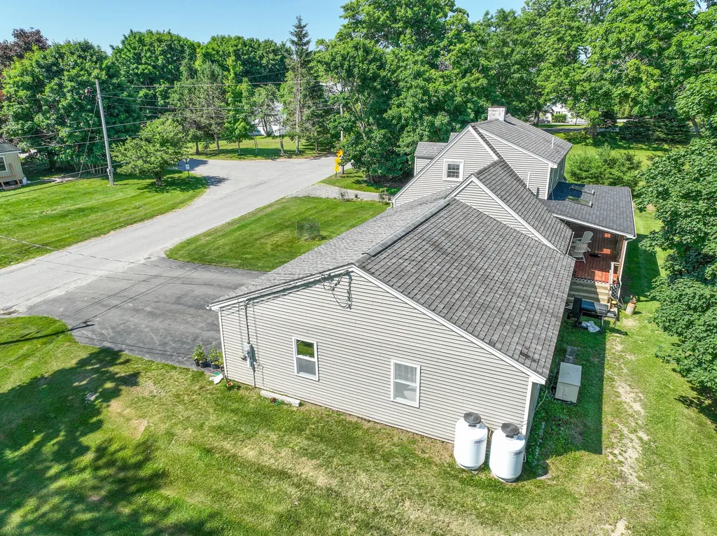 25 Gardner Avenue Machias ME 04654