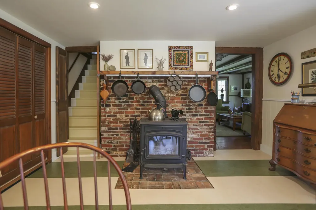 661 Lincolnville Road Belmont ME 04952