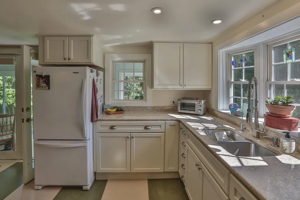 661 Lincolnville Road Belmont ME 04952