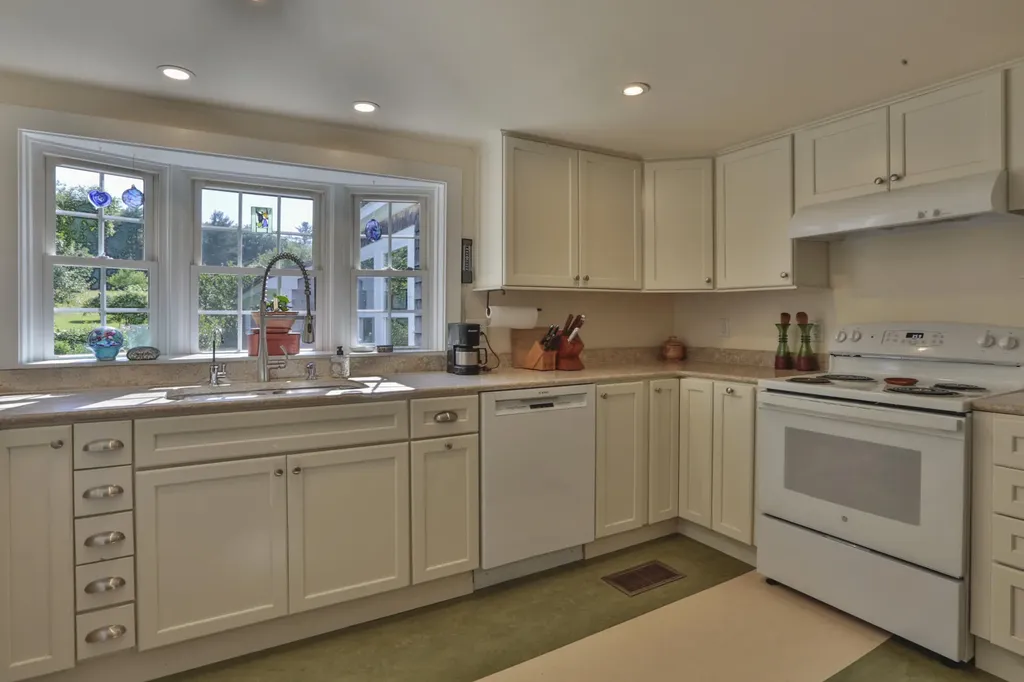 661 Lincolnville Road Belmont ME 04952