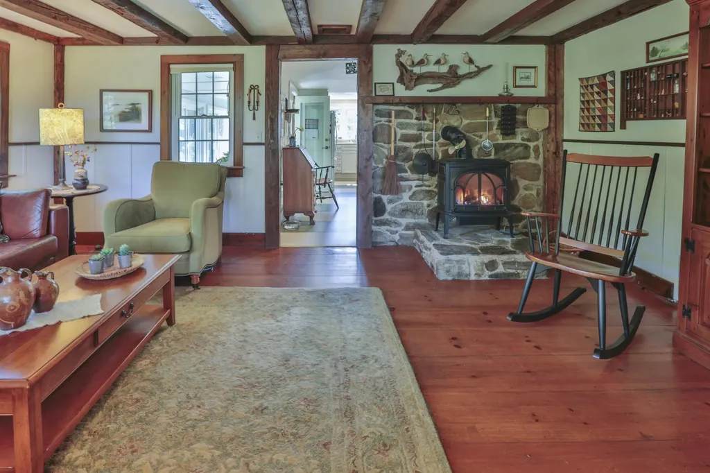 661 Lincolnville Road Belmont ME 04952
