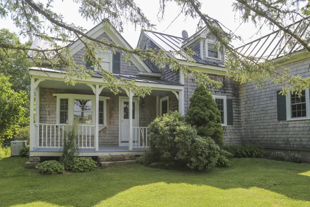 661 Lincolnville Road Belmont ME 04952