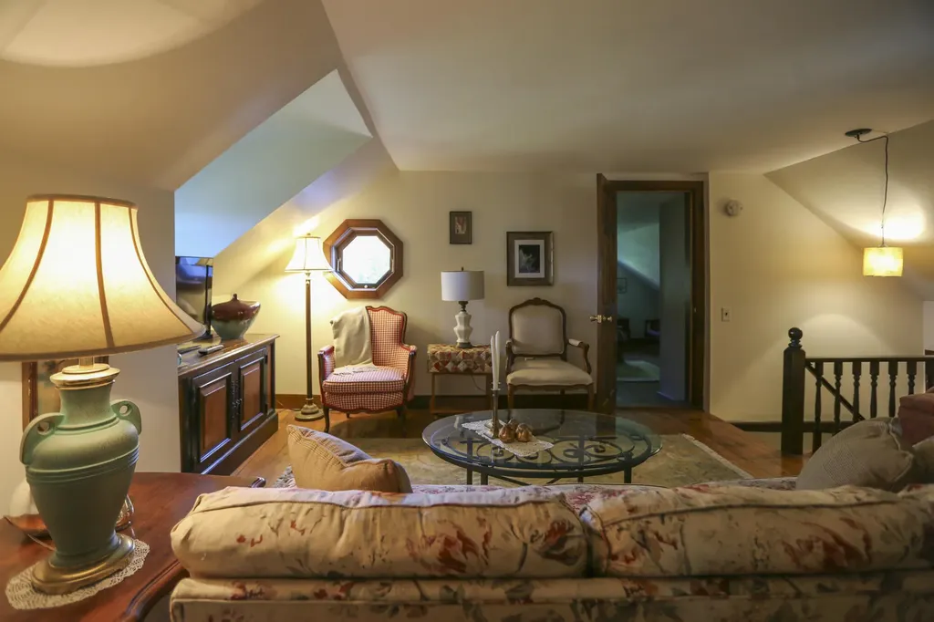 661 Lincolnville Road Belmont ME 04952