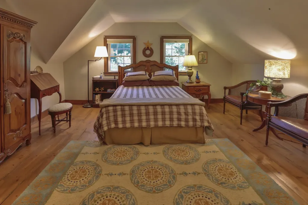 661 Lincolnville Road Belmont ME 04952
