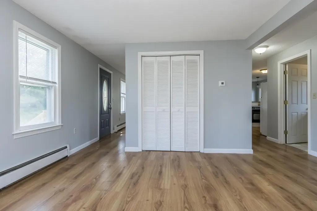 35 Sterling Drive Westbrook ME 04092