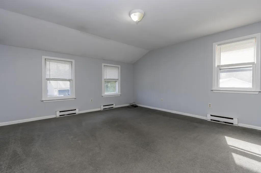 35 Sterling Drive Westbrook ME 04092
