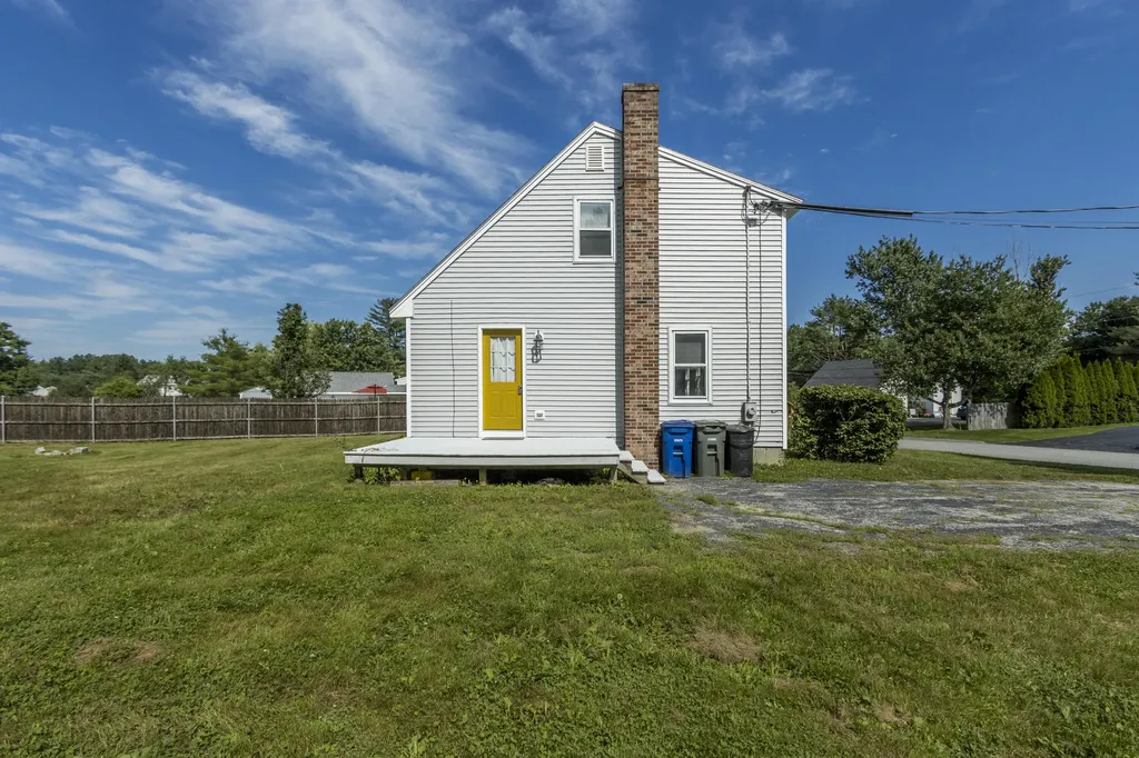 35 Sterling Drive Westbrook ME 04092
