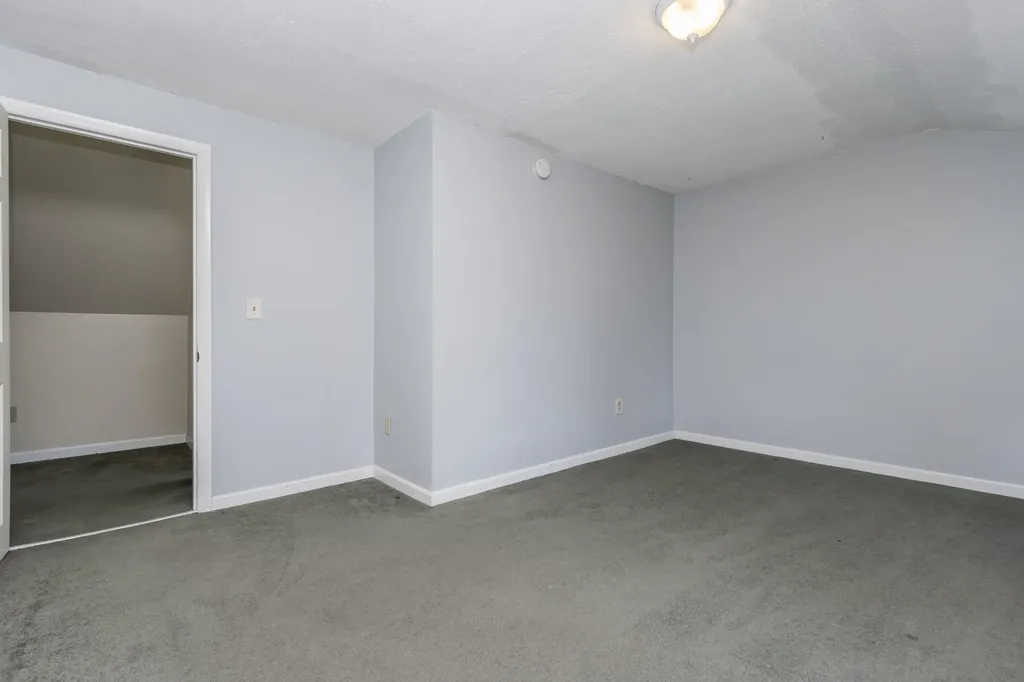 35 Sterling Drive Westbrook ME 04092