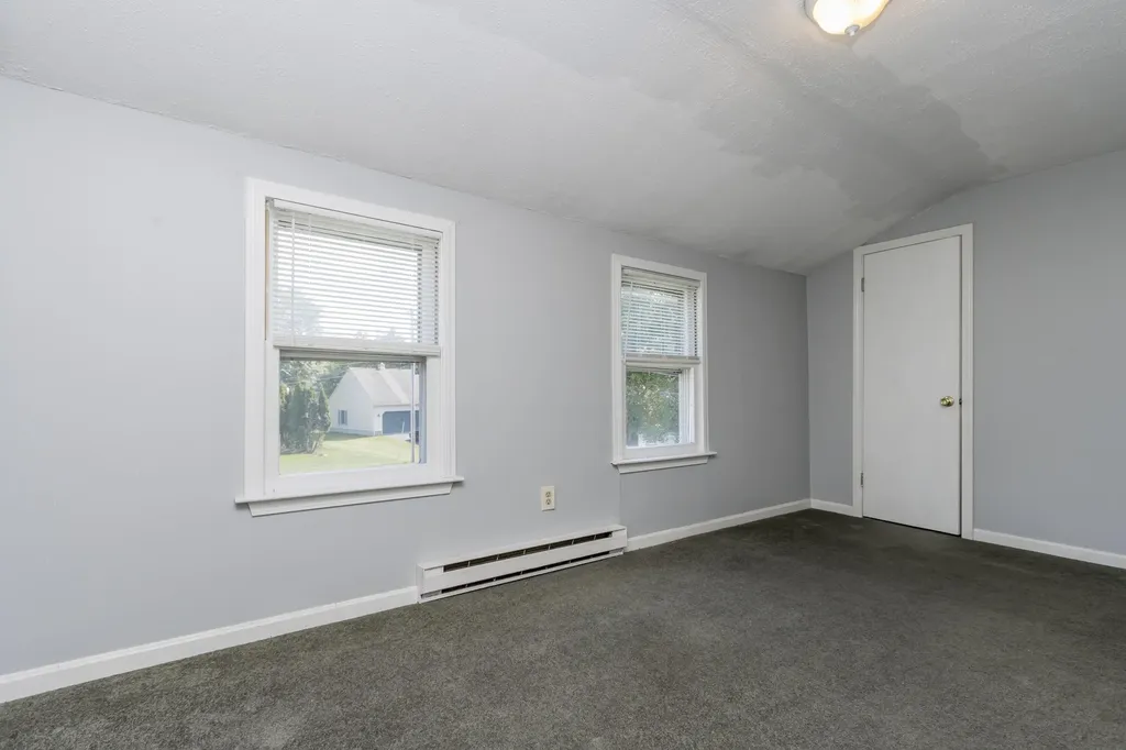 35 Sterling Drive Westbrook ME 04092