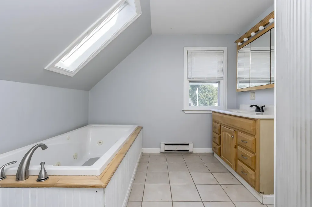 35 Sterling Drive Westbrook ME 04092