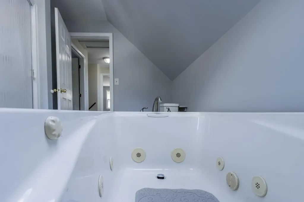 35 Sterling Drive Westbrook ME 04092