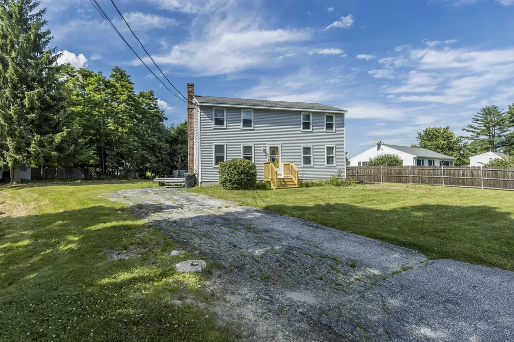 35 Sterling Drive Westbrook ME 04092