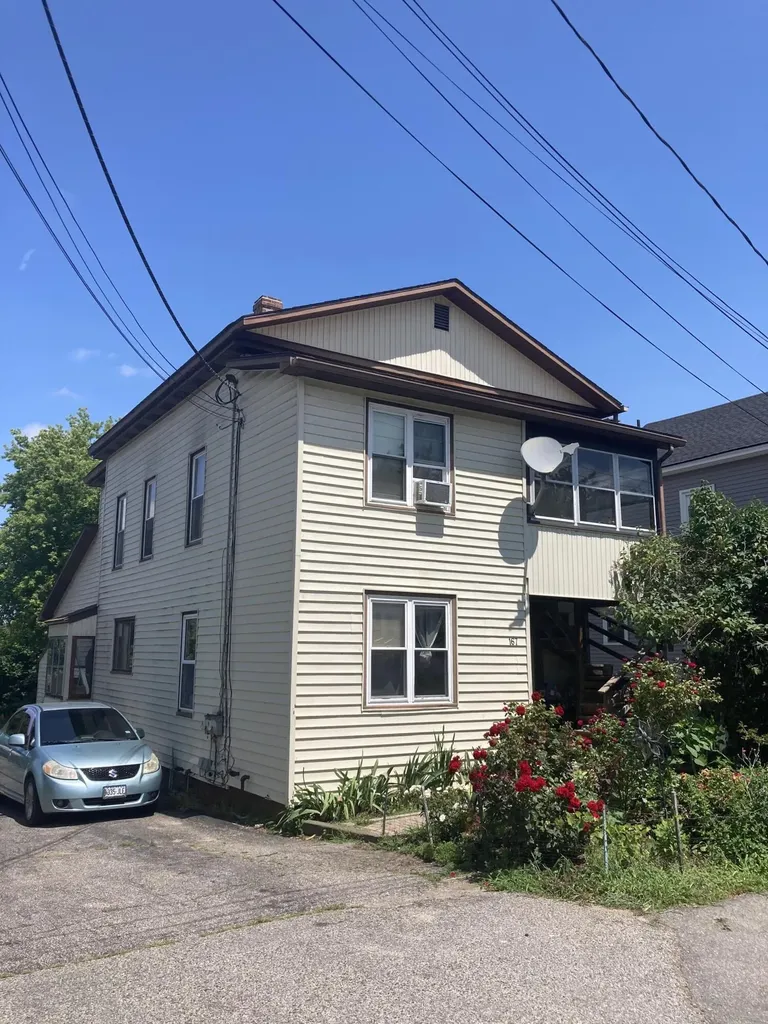 167 Cleaves Street Biddeford ME 04005