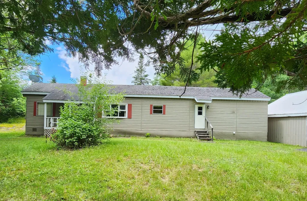 526 Abbott Road Winslow ME 04901