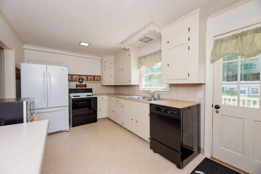 505 Fairbanks Road Farmington ME 04938