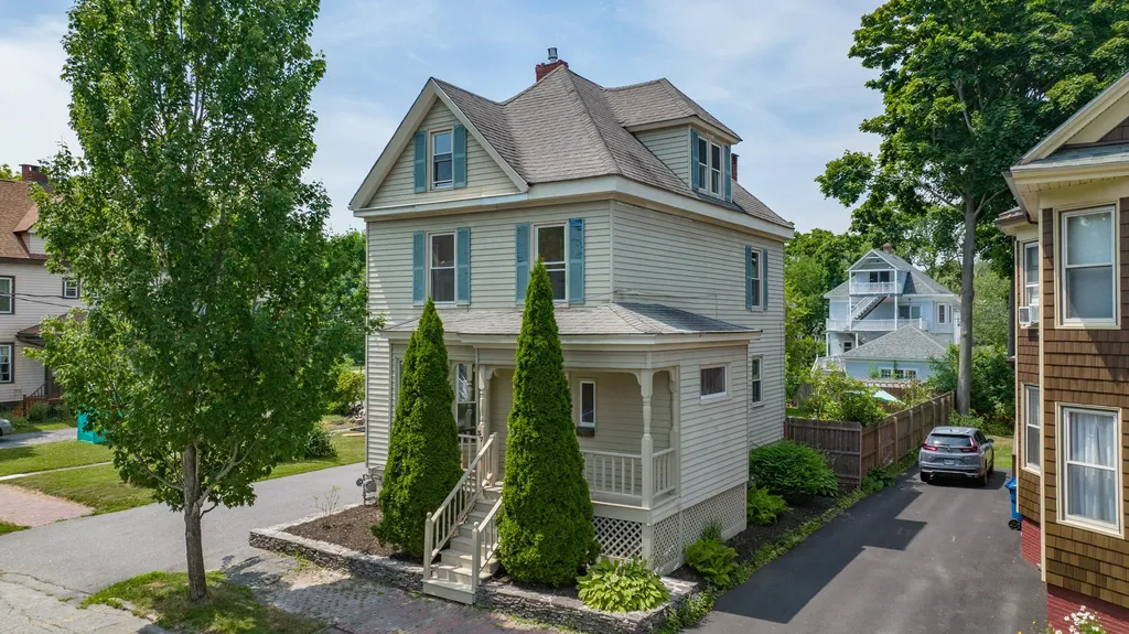 37 William Street Portland ME 04103