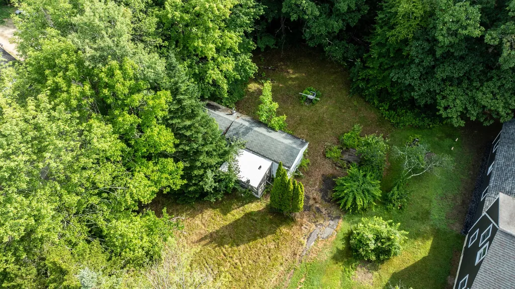 13 Upper Mast Landing Road Freeport ME 04032