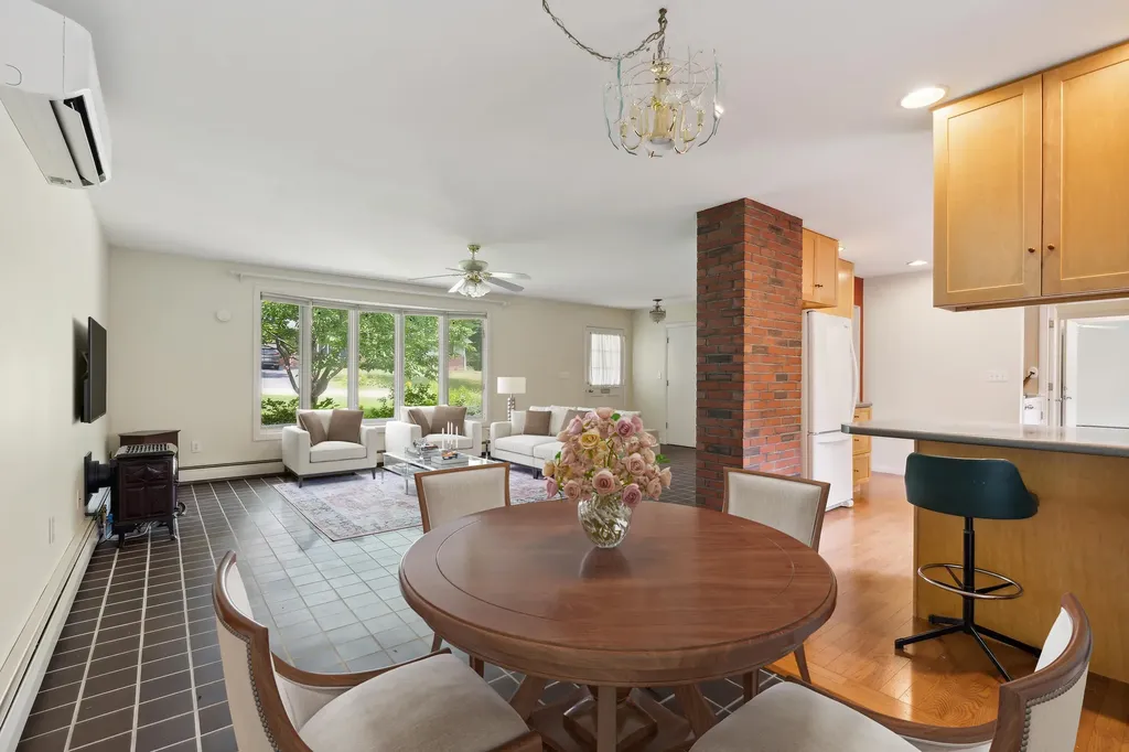 88 Hillside Avenue Auburn ME 04210
