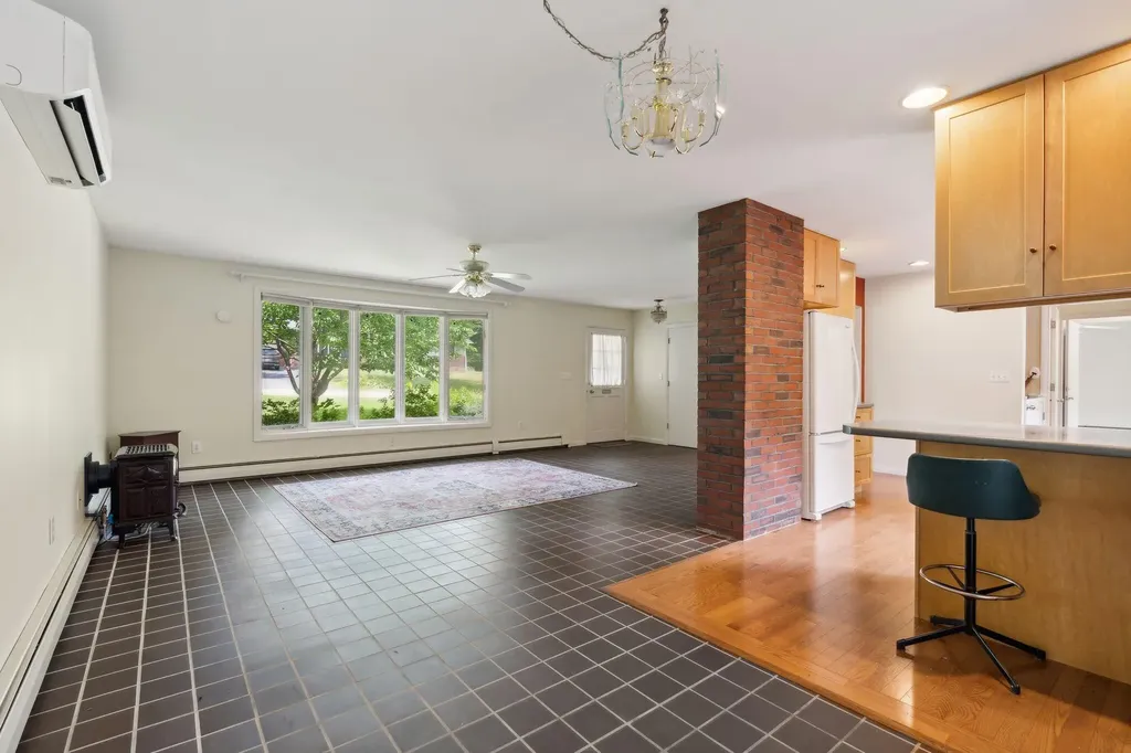 88 Hillside Avenue Auburn ME 04210