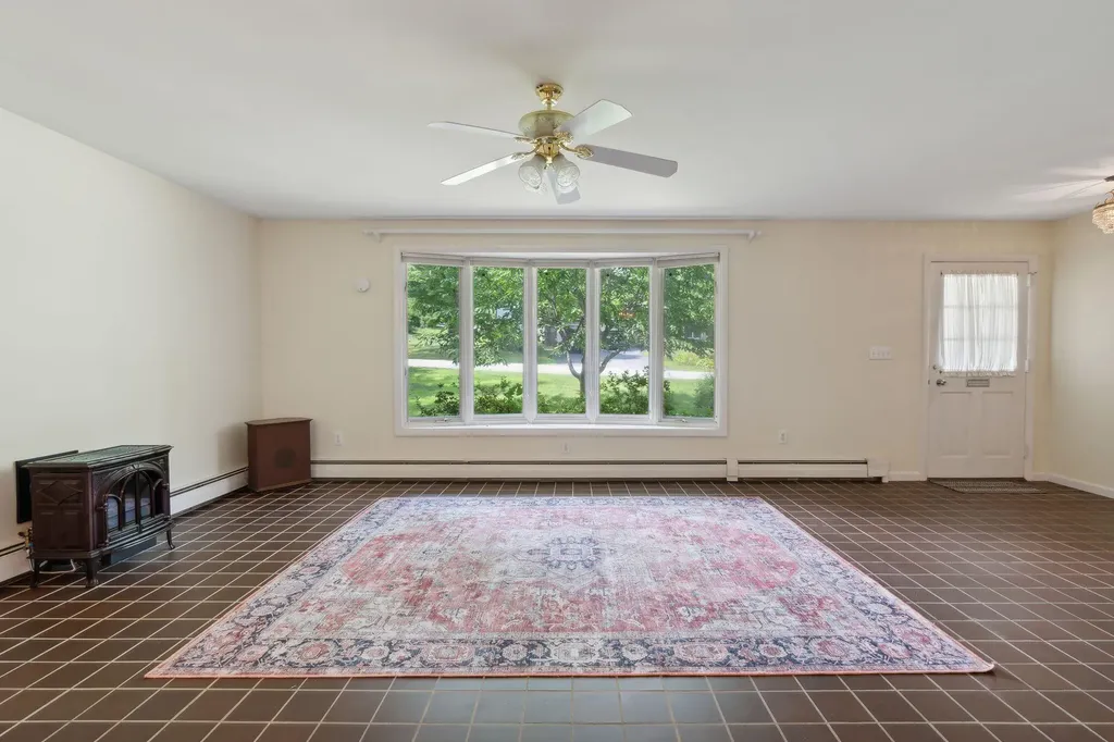 88 Hillside Avenue Auburn ME 04210