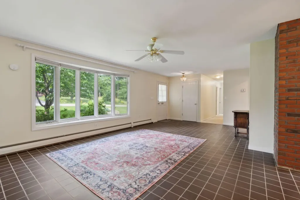88 Hillside Avenue Auburn ME 04210