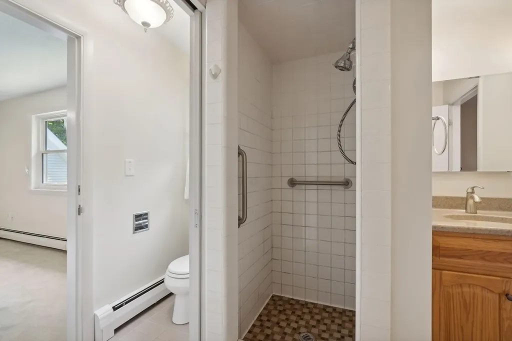 88 Hillside Avenue Auburn ME 04210