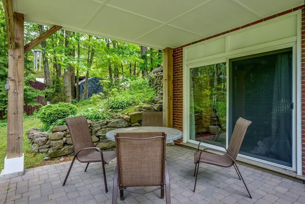 88 Hillside Avenue Auburn ME 04210