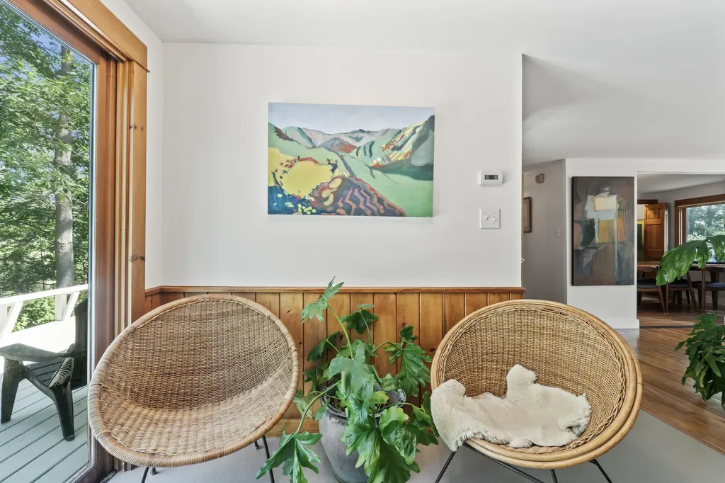 137 Bow Street Freeport ME 04032