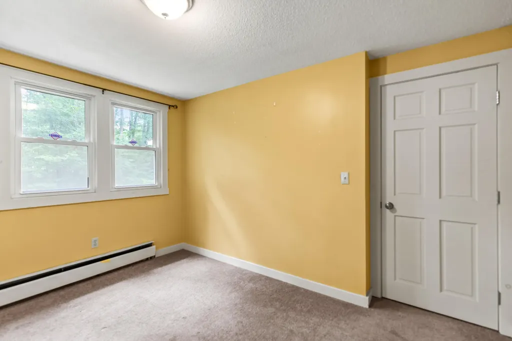 6 Bishop Road Poland ME 04274