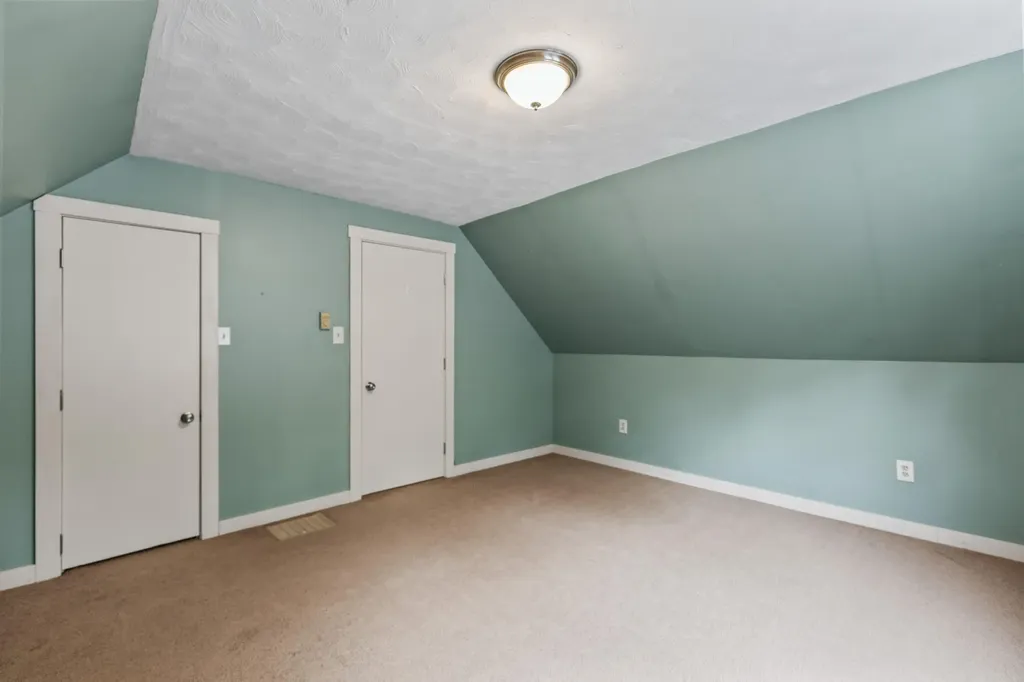 6 Bishop Road Poland ME 04274