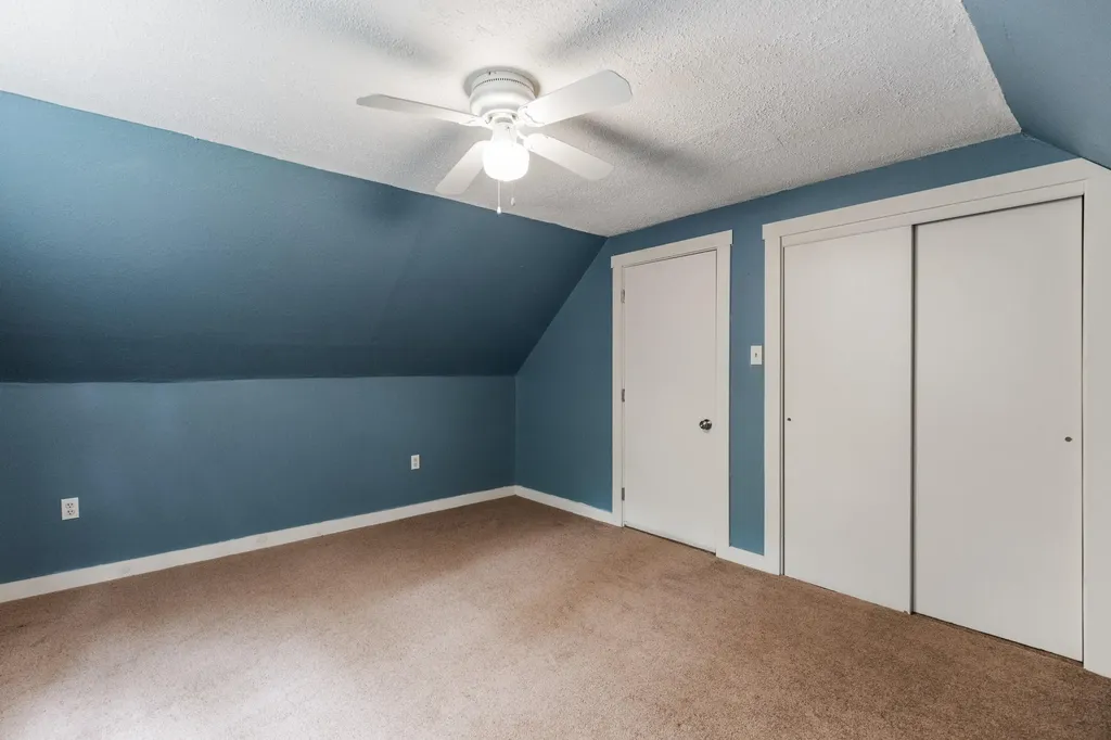 6 Bishop Road Poland ME 04274