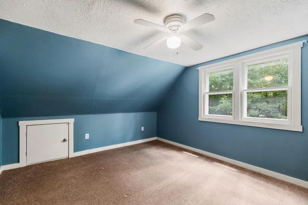 6 Bishop Road Poland ME 04274