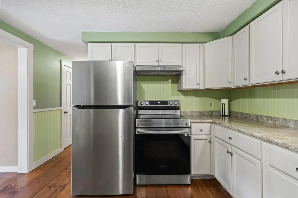 6 Bishop Road Poland ME 04274