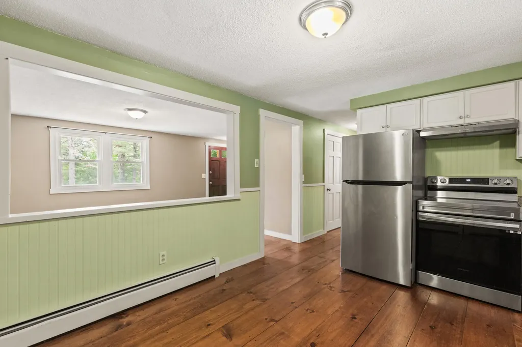 6 Bishop Road Poland ME 04274